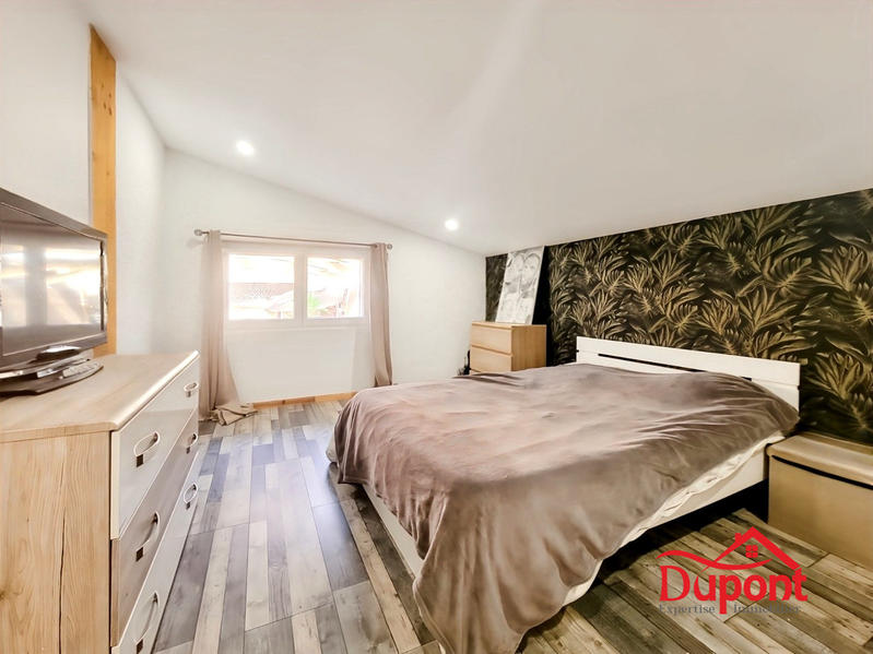 Maison contemporaine - 166 m² - 8 pièces