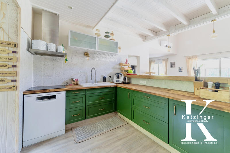 Maison - 144 m² - 5 pièces