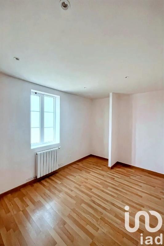 Maison - 99 m² - 5 pièces