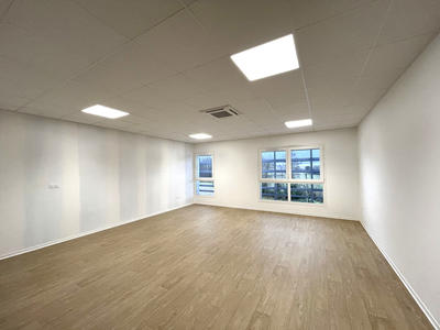 Local commercial - 34 m² - 1 pièce