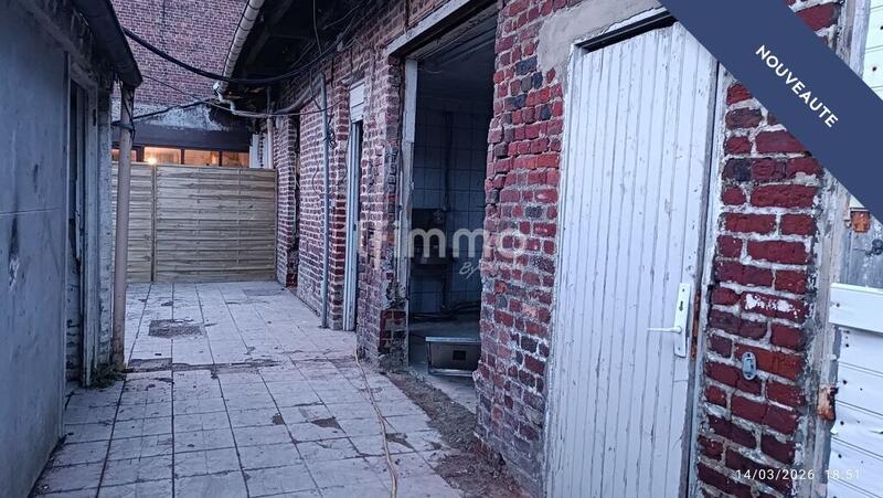 Immeuble - 145 m² - 10 pièces