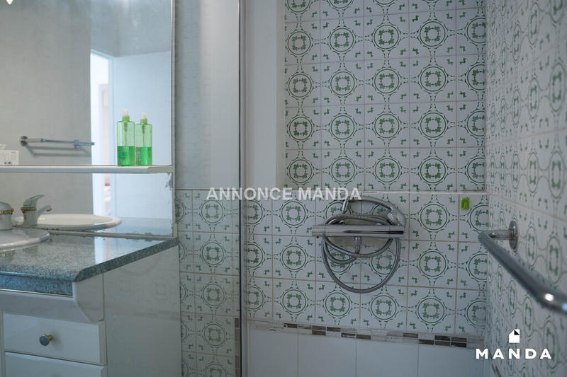 Chambre - 10 m² - 4 pièces