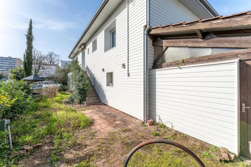 Maison bourgeoise - 252 m² - 8 pièces