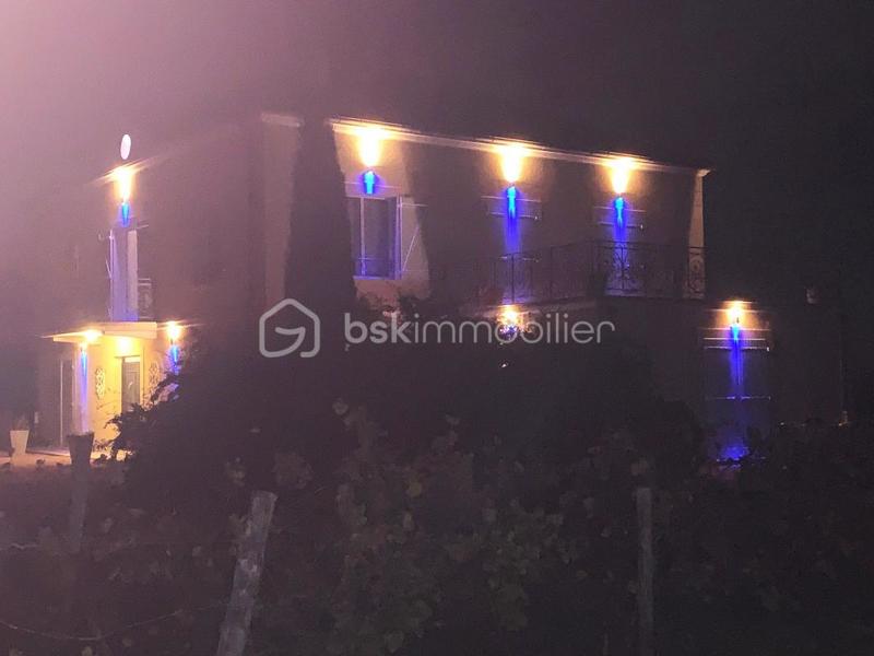 Maison d'architecte - 377 m² - 9 pièces