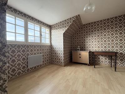 Maison - 142 m² - 7 pièces