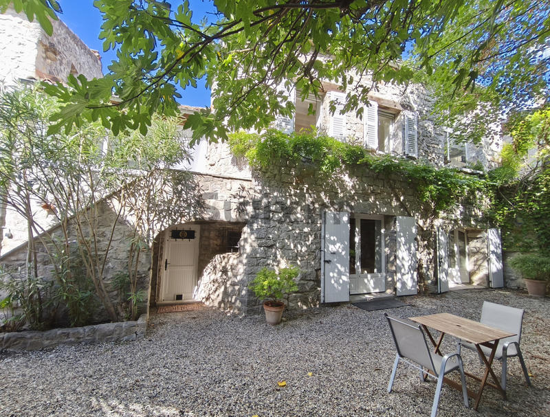 Maison de village - 166 m² - 6 pièces