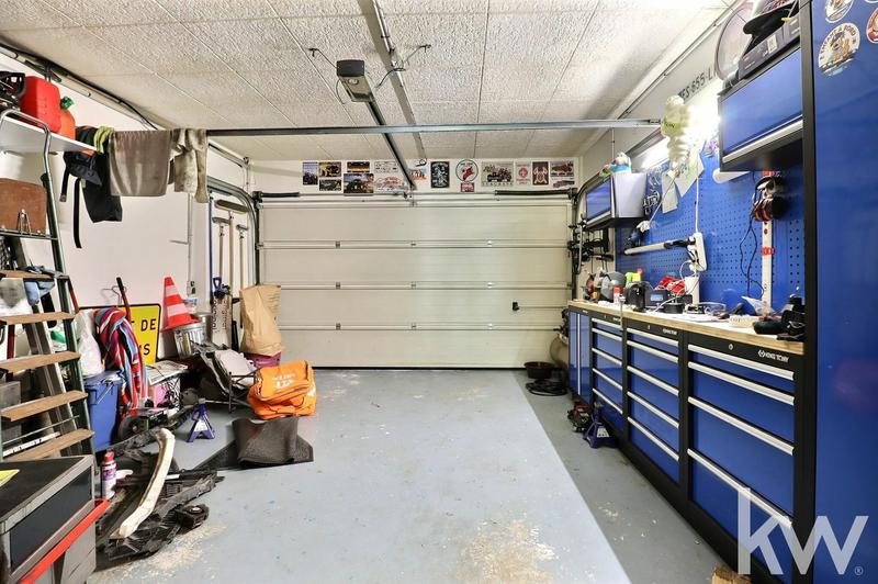 Maison - 243 m² - 9 pièces