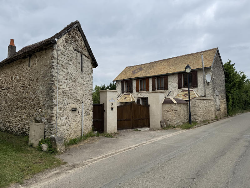 Maison de village - 280 m² - 9 pièces