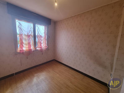 Maison - 79 m² - 5 pièces