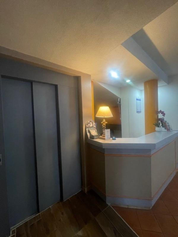 Fonds de commerce - 1 400 m²