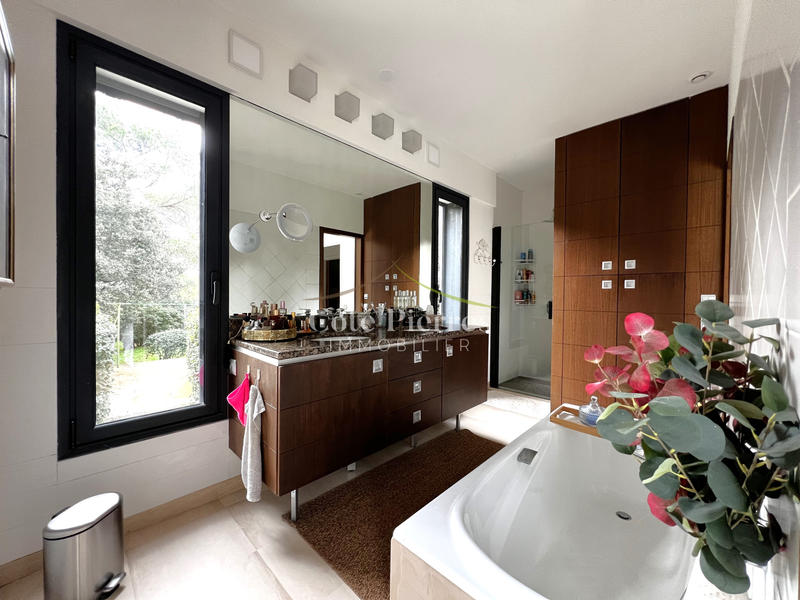 Villa - 170 m² - 5 pièces