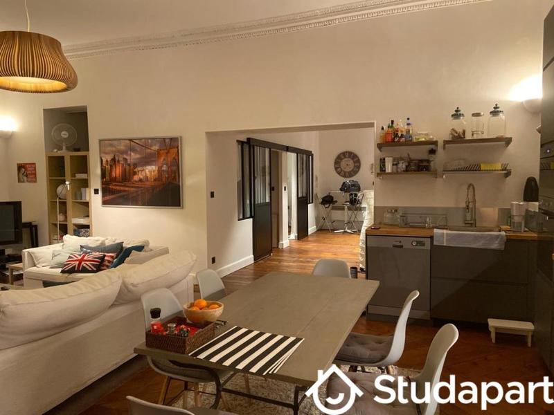 Appartement - 95 m² - 3 pièces