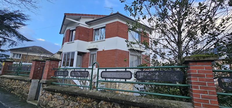 Maison - 92 m² - 4 pièces