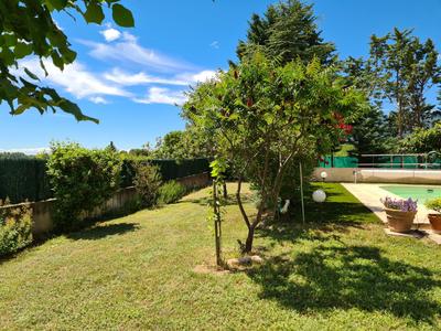 Villa - 180 m² - 6 pièces