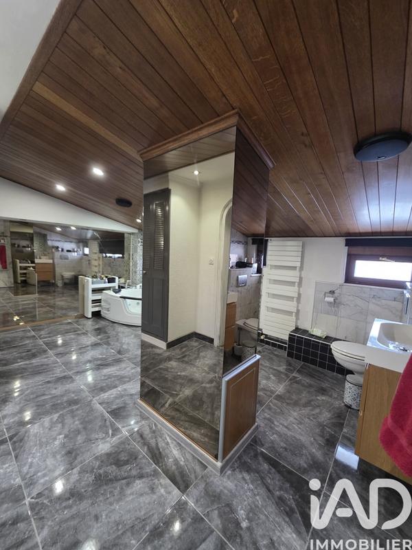 Maison - 144 m² - 6 pièces