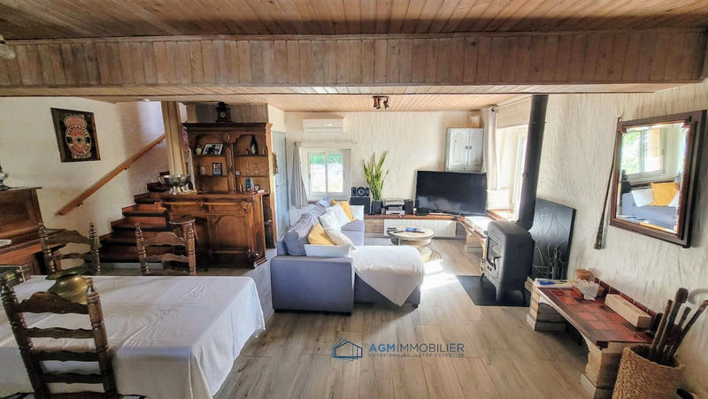 Maison - 180 m² - 7 pièces