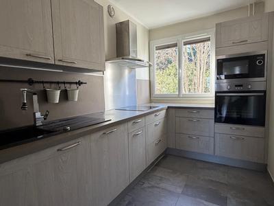 Appartement - 77 m² - 3 pièces