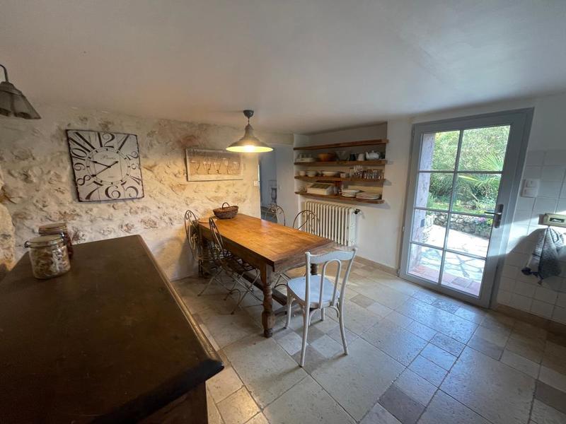 Mas - 258 m² - 8 pièces