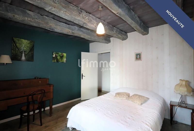 Maison - 329 m² - 16 pièces