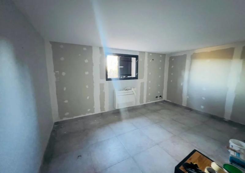 Maison - 281 m² - 12 pièces