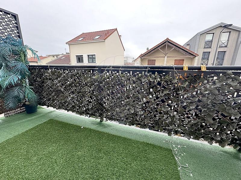 Maison - 103 m² - 5 pièces