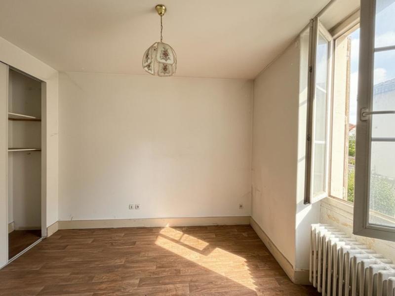 Immeuble - 222 m² - 13 pièces