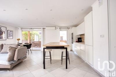 Appartement - 72 m² - 3 pièces