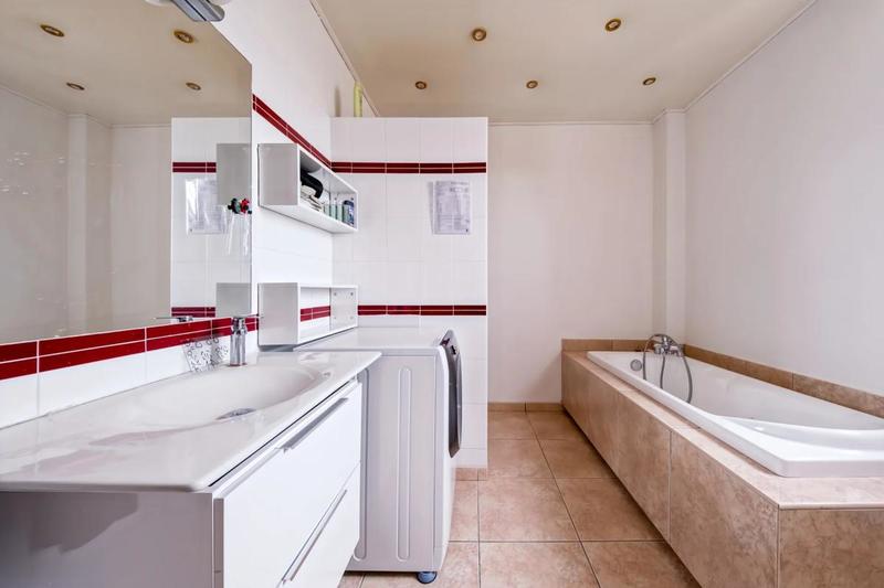 Appartement - 176 m² - 7 pièces