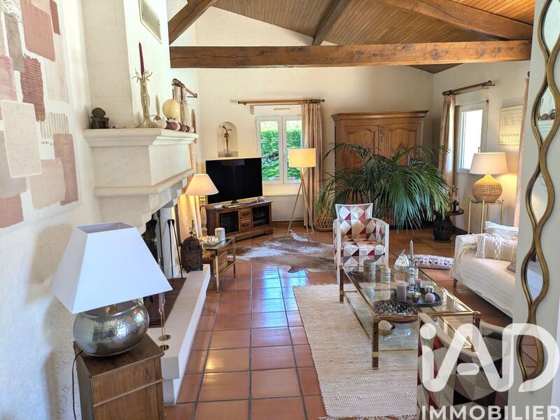 Maison - 140 m² - 5 pièces