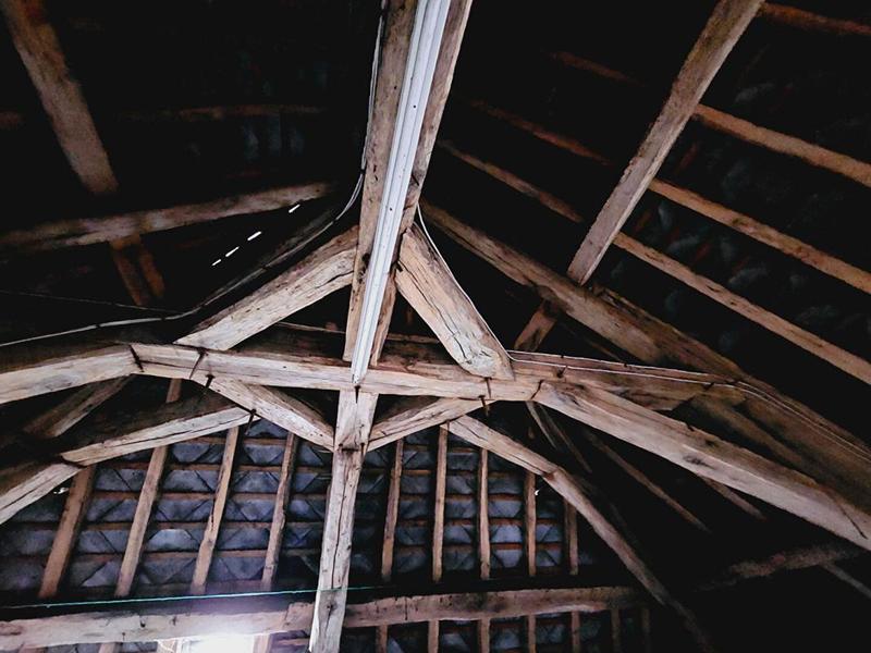 Maison - 285 m² - 9 pièces