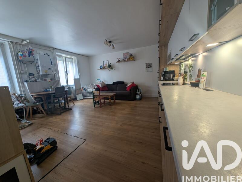 Maison - 87 m² - 4 pièces