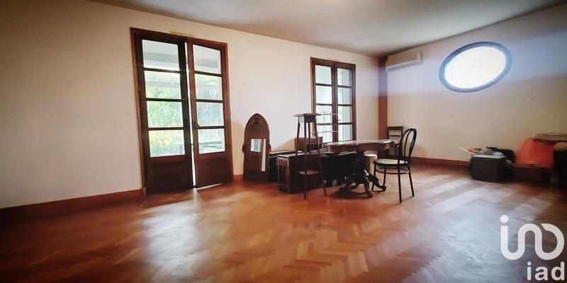 Maison - 190 m² - 8 pièces