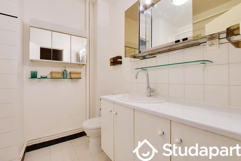 Chambre - 12 m² - 1 pièce