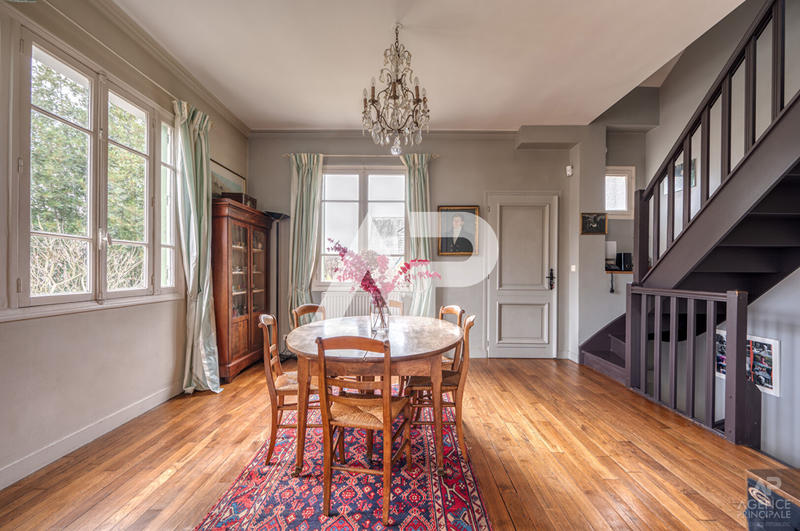 Maison - 150 m² - 7 pièces