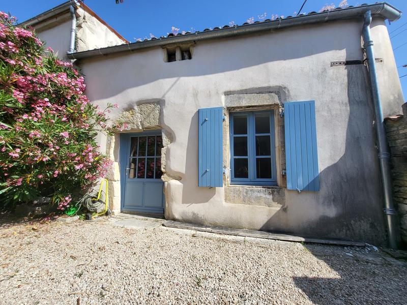 Maison ancienne - 239 m² - 9 pièces