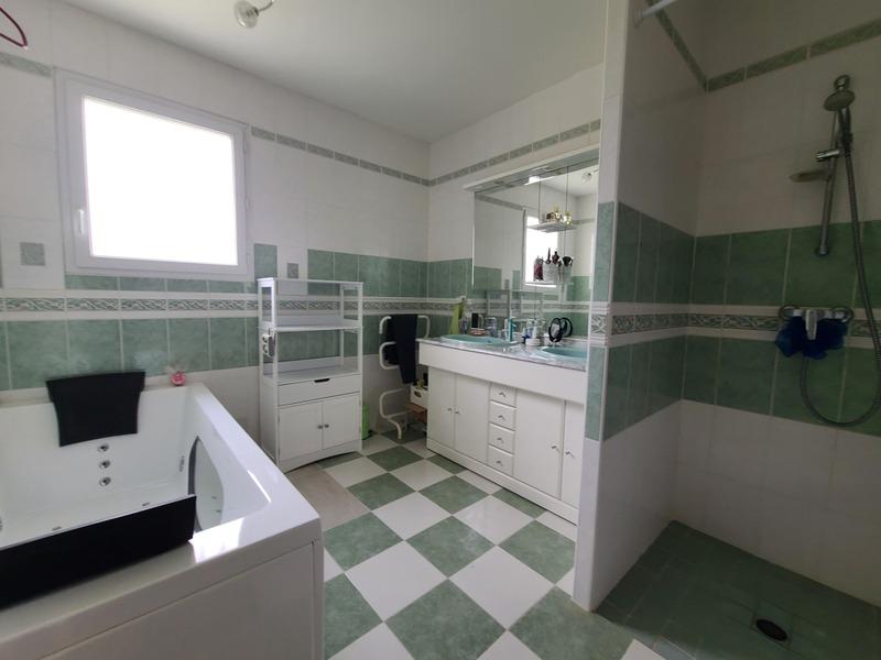 Maison - 103 m² - 5 pièces