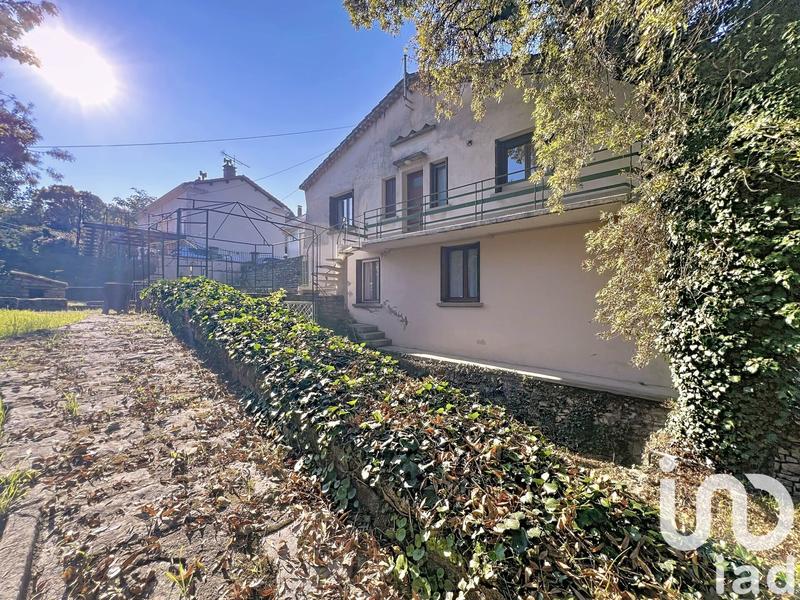 Maison - 142 m² - 5 pièces