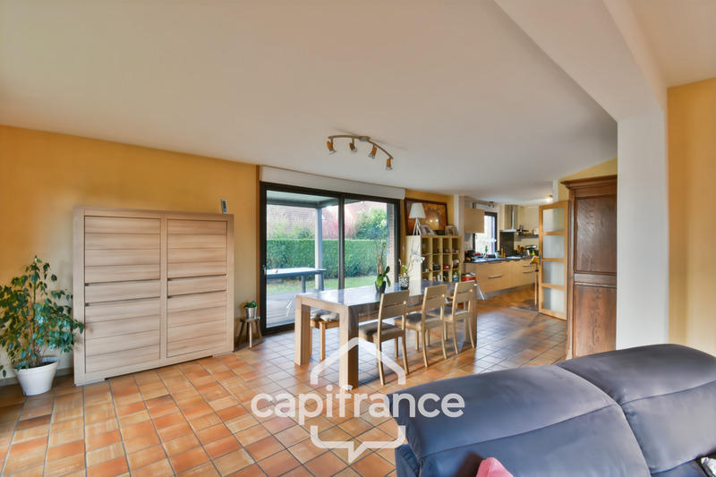 Maison - 203 m² - 7 pièces
