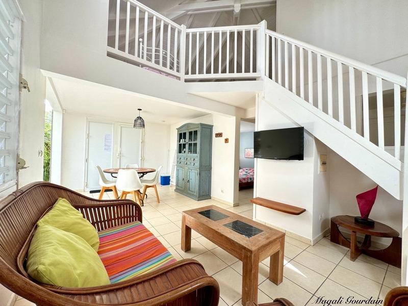 Propriété - 210 m² - 10 pièces