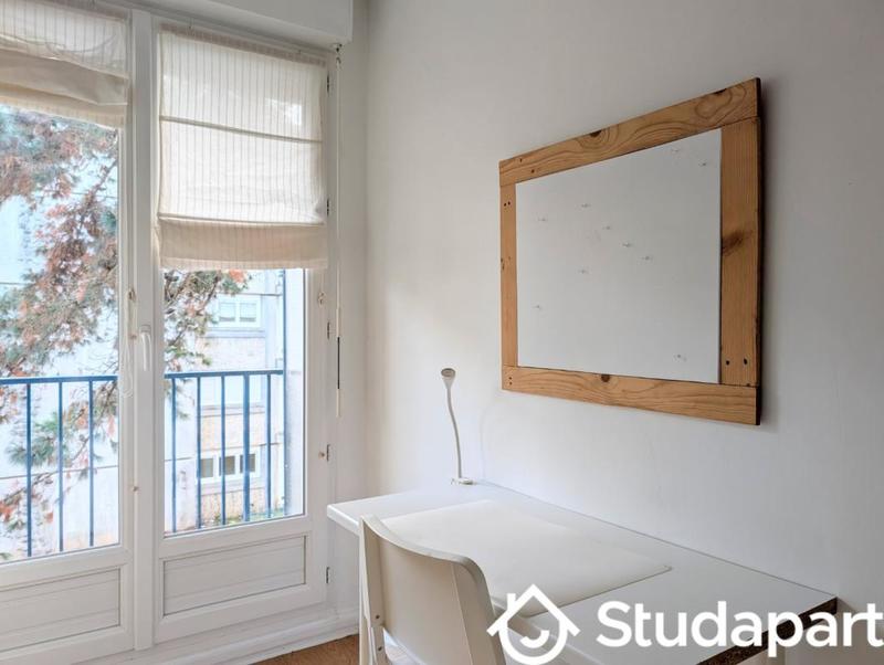 Chambre - 9 m² - 1 pièce