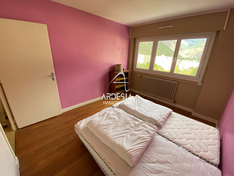 Appartement - 91 m² - 3 pièces