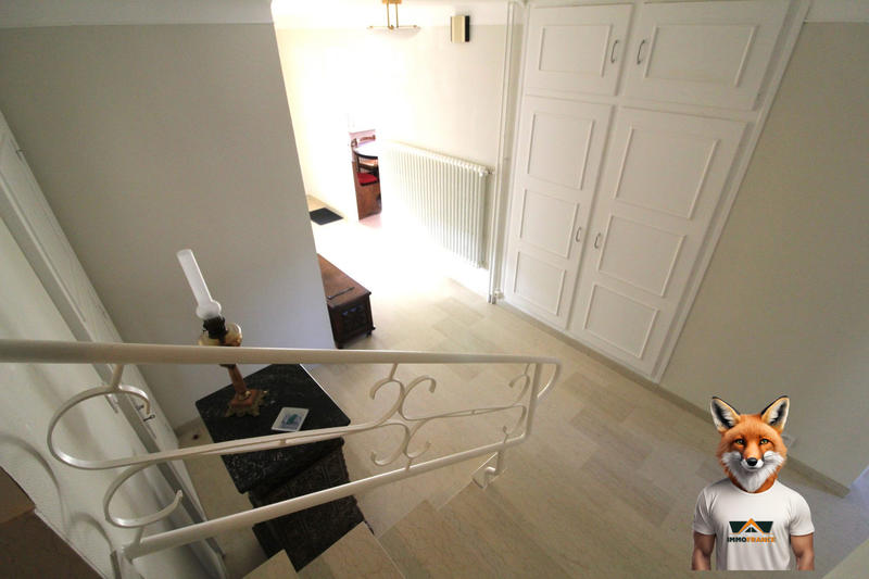 Maison - 207 m² - 9 pièces
