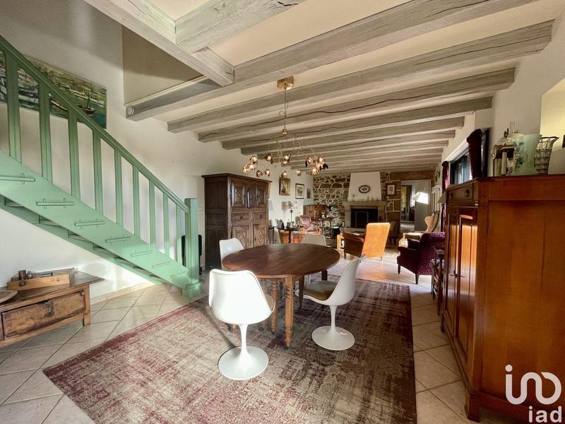 Maison - 142 m² - 7 pièces