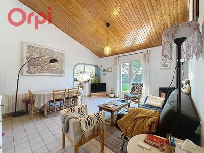 Maison - 85 m² - 4 pièces