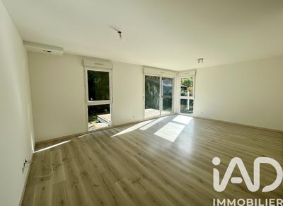 Maison - 87 m² - 4 pièces