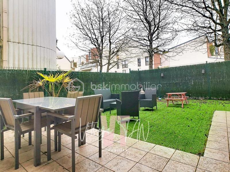 Appartement - 81 m² - 3 pièces