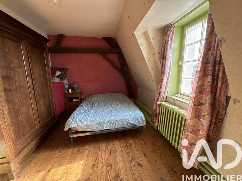 Maison - 188 m² - 8 pièces