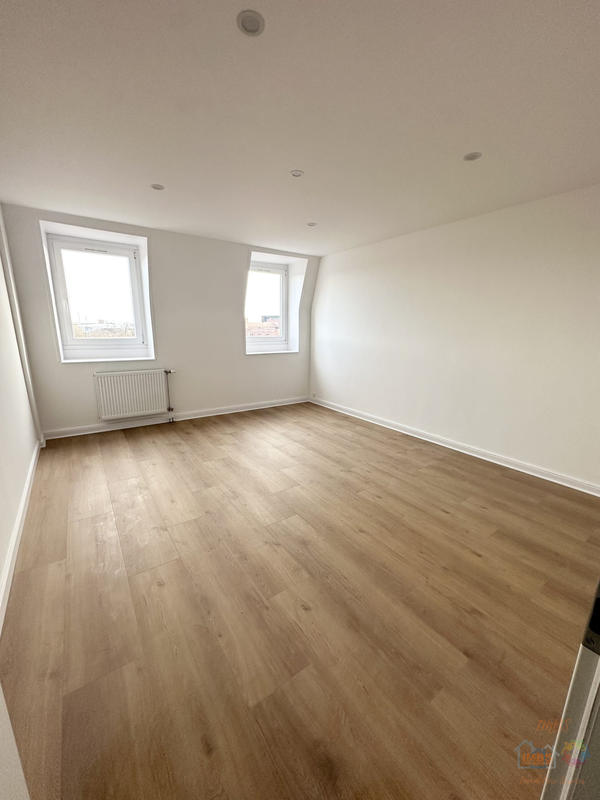 Appartement - 80 m² - 3 pièces