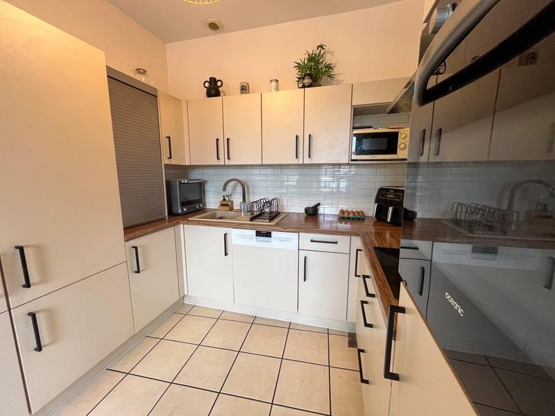 Maison - 98 m² - 4 pièces