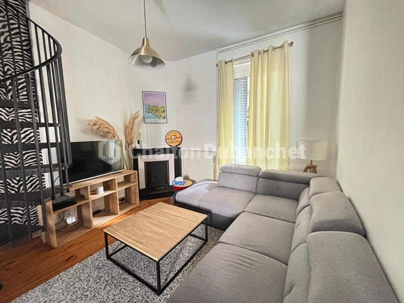 Maison - 89 m² - 5 pièces